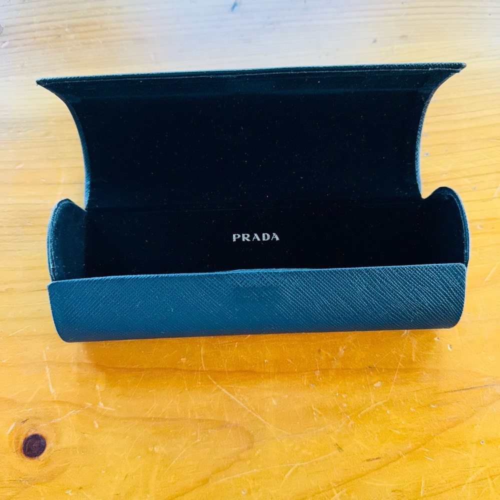 PRADA CASE